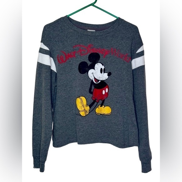 Disney Tops - Disney Long Sleeve Medium Tee